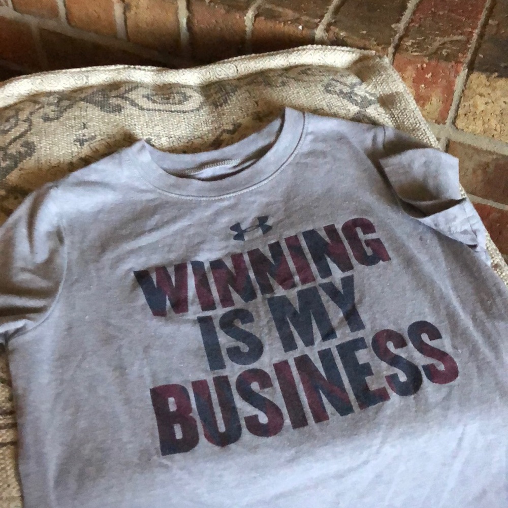 UA boys activewear shirt size YXS